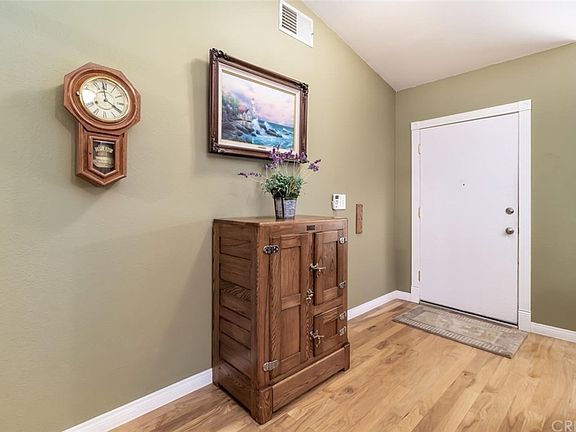 5th image of 28507 Alder Peak Ave