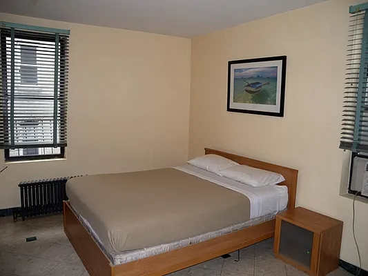 Rented by Gallery Real Estate Group, LLC | media 18