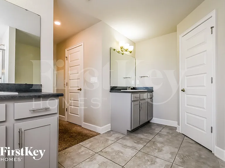 243 Brookshire Dr — Photo 13
