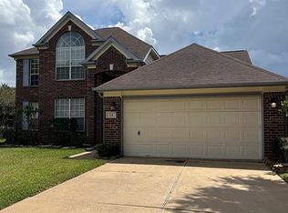 54 Parsley Ct, Lake Jackson, TX 77566