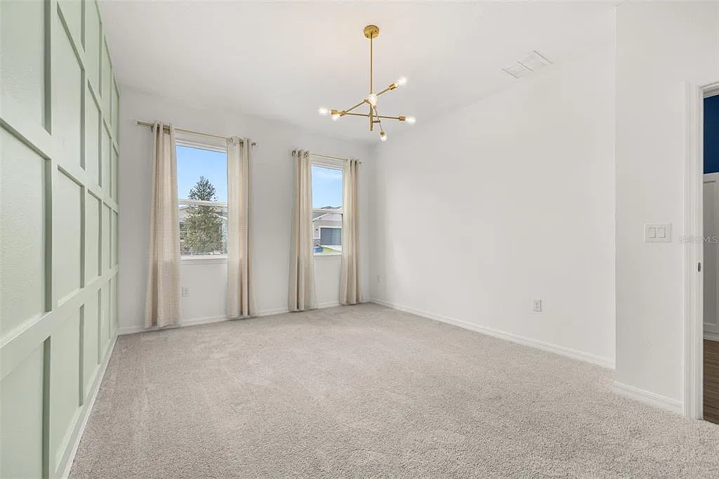 4 bed, 3.0 bath, 2210 sqft, $2,275 — Photo 4
