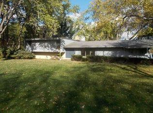 16030 Fernwood Ln, Brookfield, WI 53005