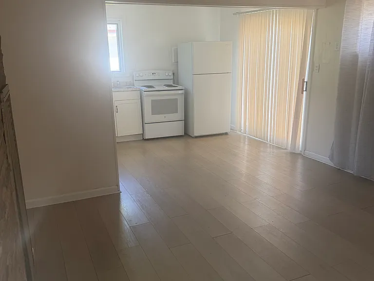 28368 Rosemont St #1 — Photo 8