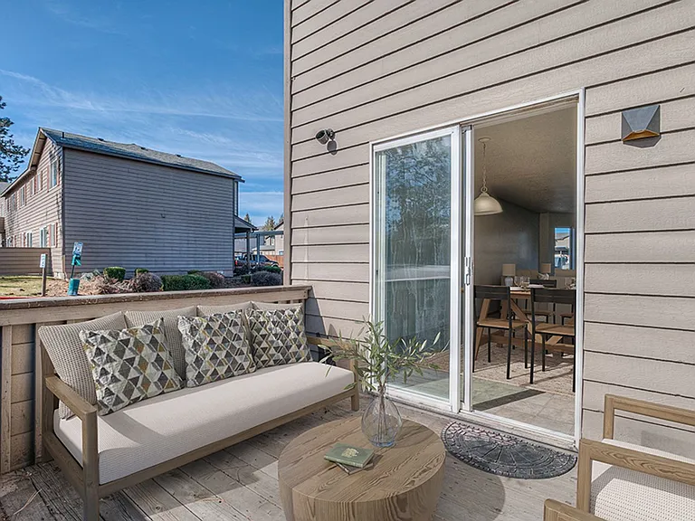 Mountain Glen Apartments — Photo 23