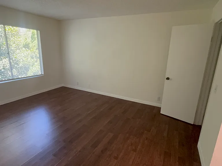 22234 S Vermont Ave #202B — Photo 8