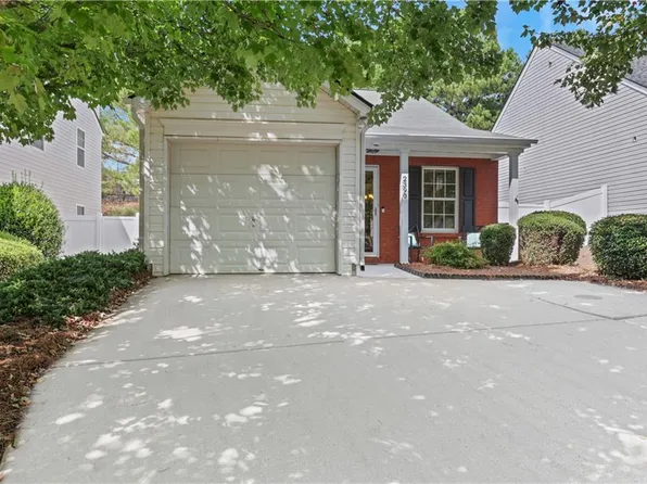 2390 Keenland Ct, Cumming, GA 30040