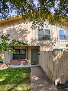 906 E Village Ln, Austin, TX, 78758