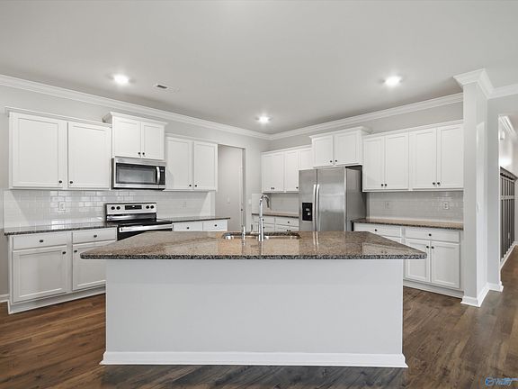 4th image of 14207 Leadenhall Ln