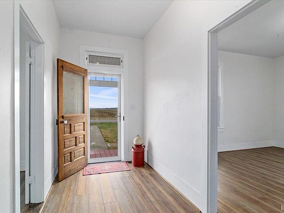 4th image of 4833 N Shiloh Church Rd