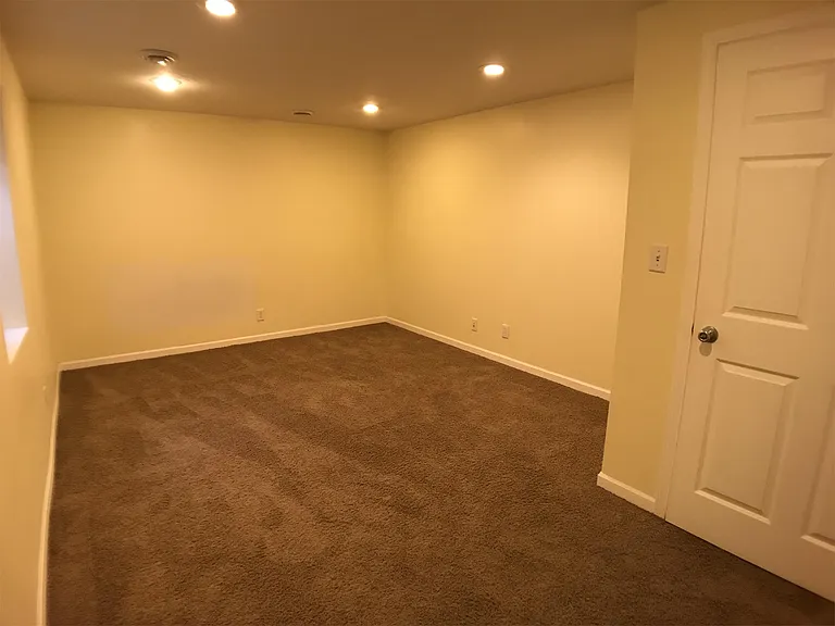 6308 Logan Ave S — Photo 11