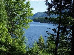 332 Mountain View Dr, Leicester, VT 05733