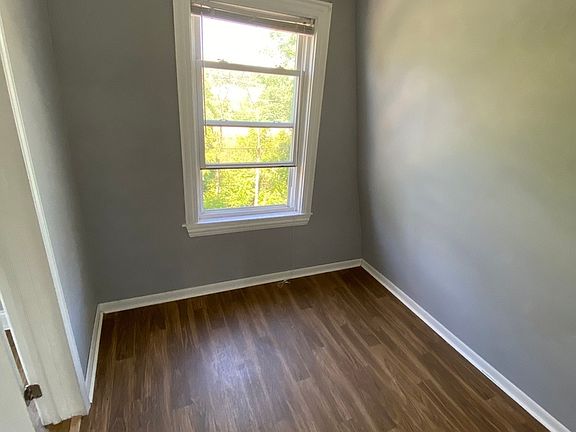 5th image of 3411 N Kenton Ave #3