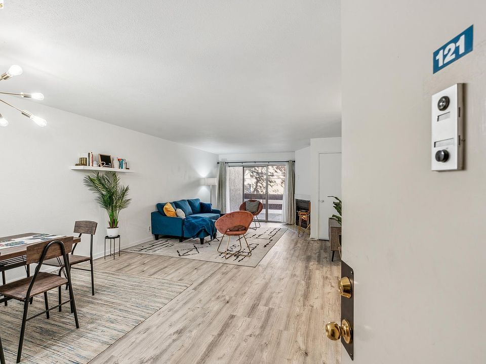 1st image of 2121 Vale Rd APT 121