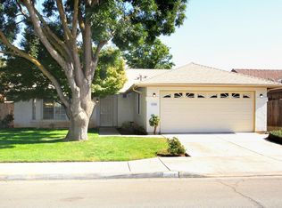 3260 N Forestiere Ave, Fresno, CA 93722