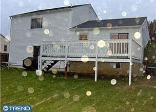 2nd image of 5 Biggin Hill Ln