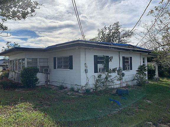 2nd image of 725 Drawdy Rd