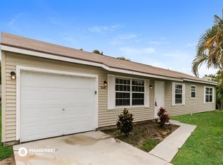 1341 SE Belcrest St, Pt Saint Lucie, FL 34952