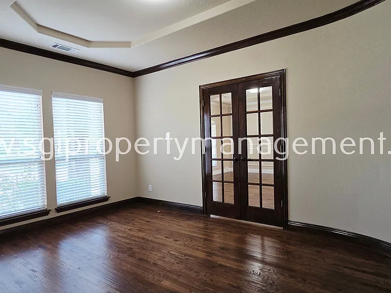 12381 Summertree Dr — Photo 16