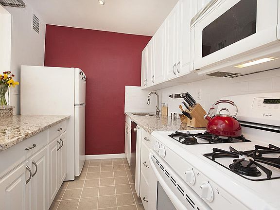 4th image of 140 W End Ave APT 3D