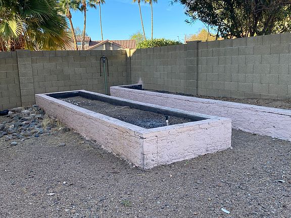 Above ground, and long gardening bed. We are renovating the entire backyard.