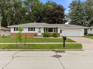 622 S Clara St, Appleton, WI 54915