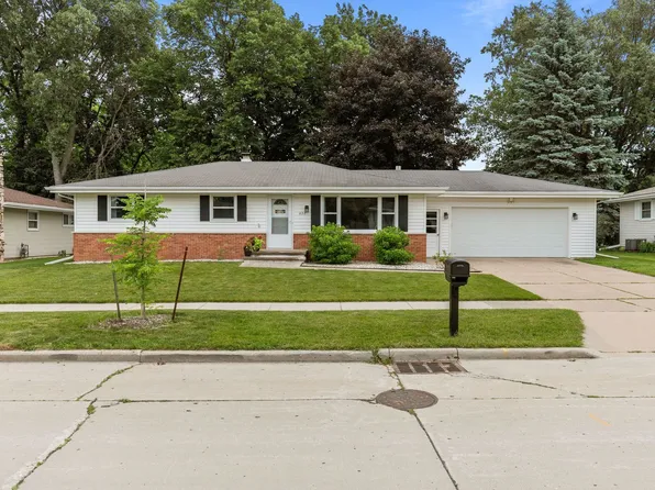 622 S Clara St, Appleton, WI 54915
