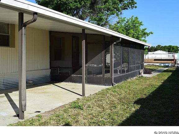4th image of 156 Gary Ave