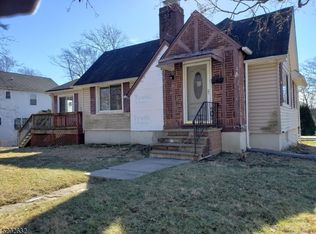95 Iroquois Ave, Lake Hiawatha, NJ 07034