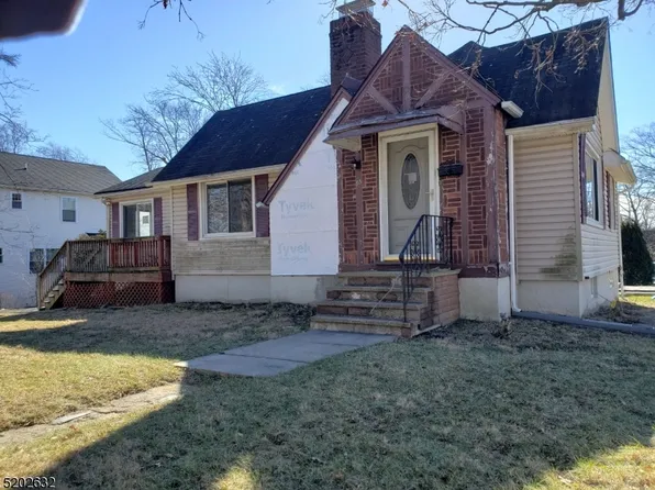 95 Iroquois Ave, Parsippany-Troy Hills Twp., NJ 07034