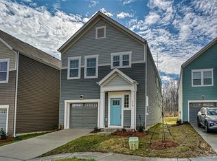 519 Kingsway Cir, Charlotte, NC 28214