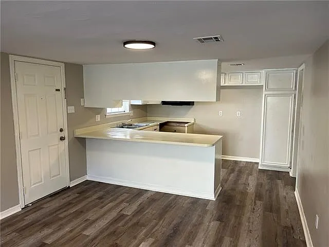 4037 Georgetown Dr — Photo 12