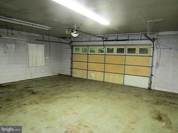 4th image of 37890 Indian Creek Dr