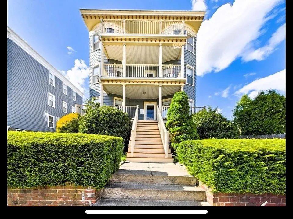 37 Westmoreland St #3