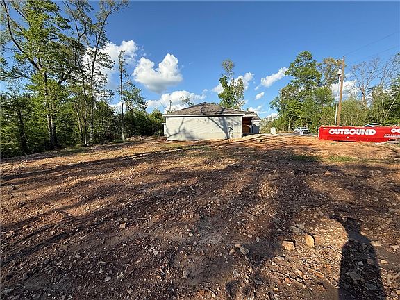 3rd image of 8 Brims Ness Ln