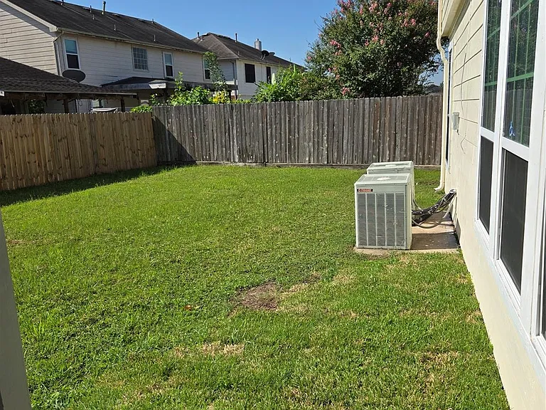 16203 Dryberry Ct — Photo 30