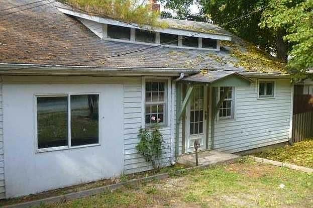 1st image of 21277 Clare Ave