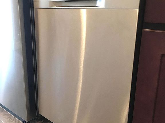 5th image of 730 Sackett St APT 2L