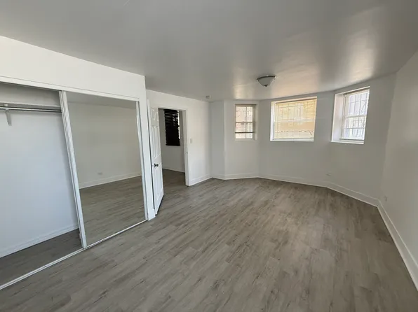 1033 S Oakley Blvd #G, Chicago, IL 60612