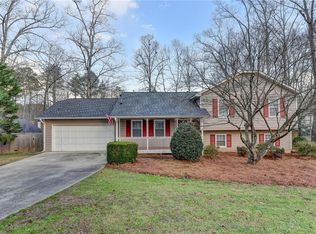 3008 Ashly Woods Dr, Snellville, GA 30078