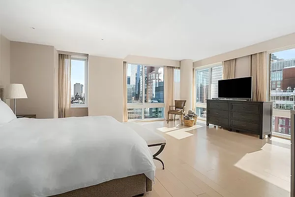 Rented by William J Farmer Inc | media 8