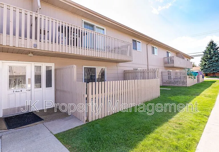 4604 3rd Ave S #14 — Photo 3