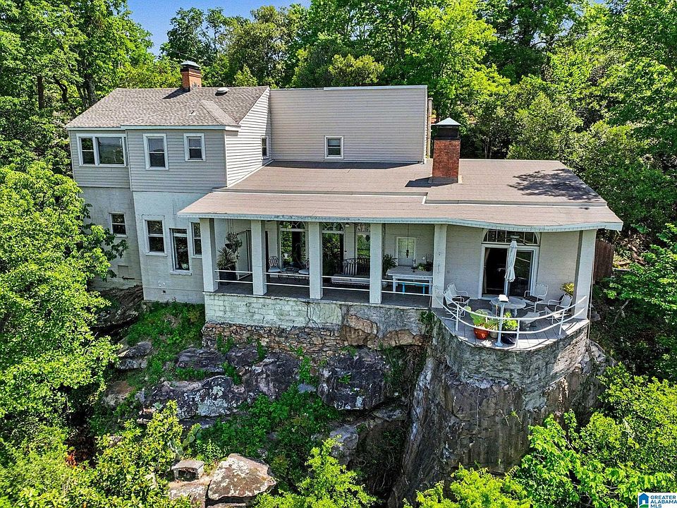1st image of 380 Shades Crest Rd