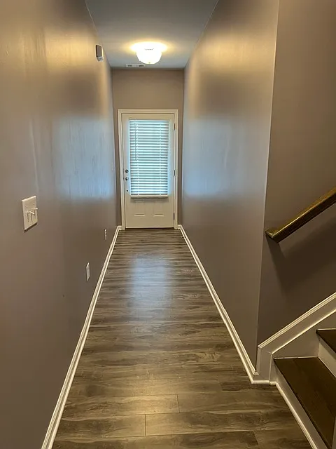 3 bed, 2.5 bath, 1891 sqft, $2,450 — Photo 2