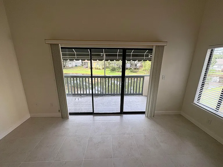 314 Westlake Ct — Photo 14