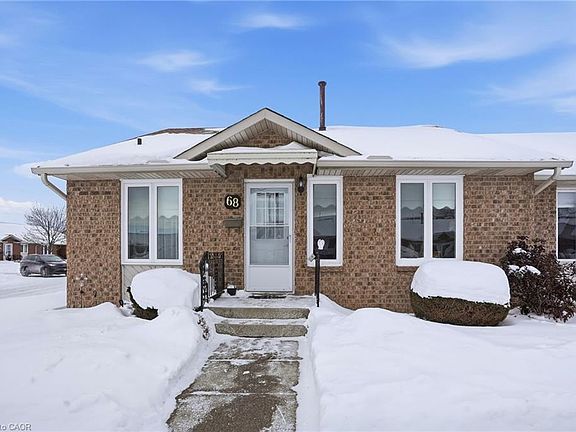 2nd image of 122 Bunting Rd #68