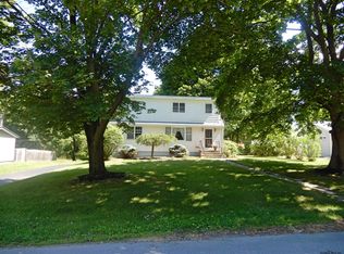 4 Broadview Ct, Troy, NY 12180