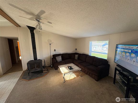 4th image of 26007 NW Circle Street