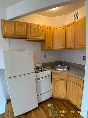 Rented by Lisa Management Inc | media 2