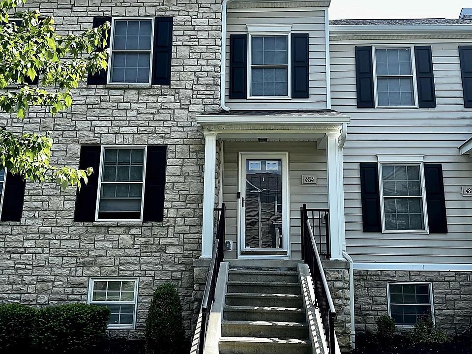 2nd image of 484 Autumn Ridge Cir Unit 1203