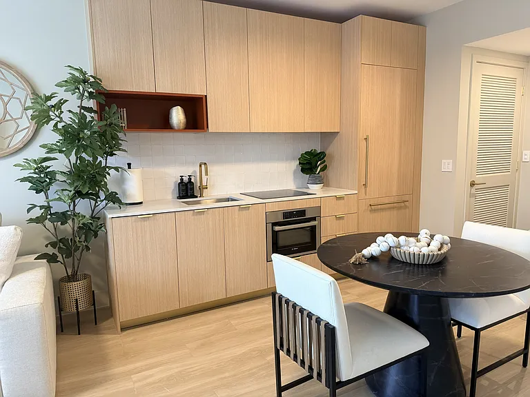 3100 NE 1st Ave #905 — Photo 7